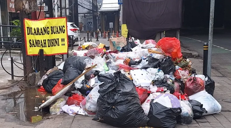 Warga Gandaria Ciptakan Alat Pemecah Sampah Plastik, Ubah Limbah Jadi Rupiah