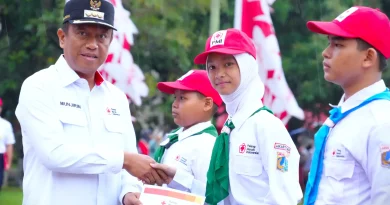 Wali Kota Jaktim Lantik 6.000 PMR, Minta Mereka Jadi Pelopor Peduli Lingkungan