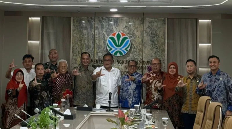 Sampah Jangan Hanya Ditumpuk di Bantargebang, Legislator Dorong Pengelolaan Berbasis Kecamatan dan Kelurahan